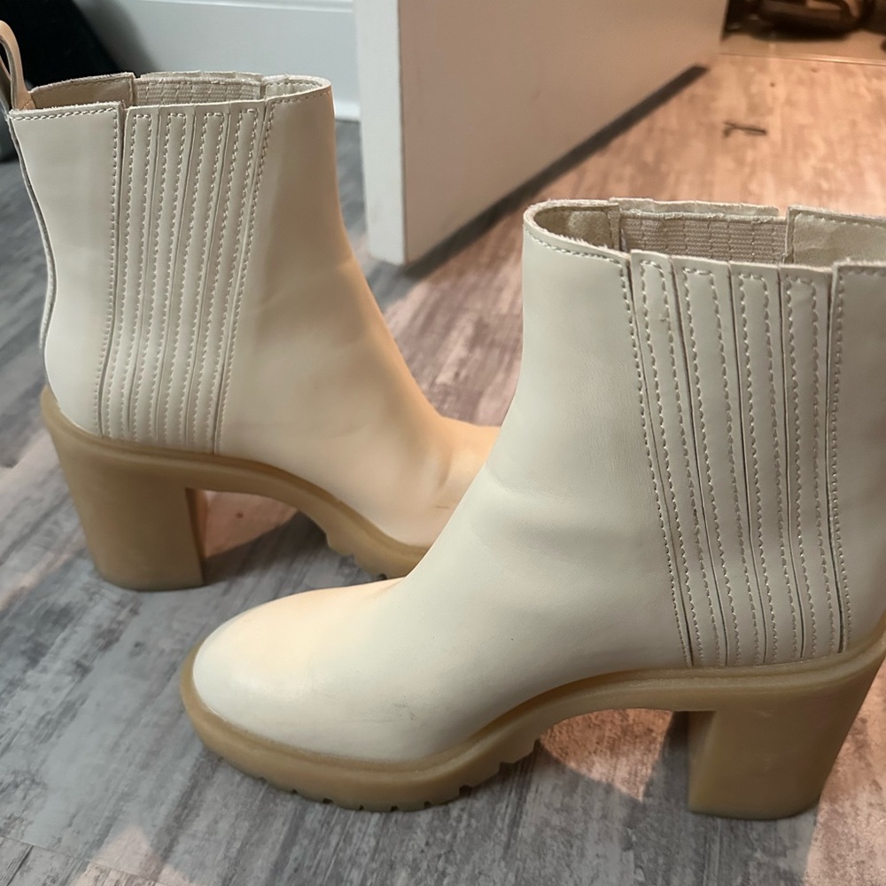 Catana Ivory Boots - Dolce Vita